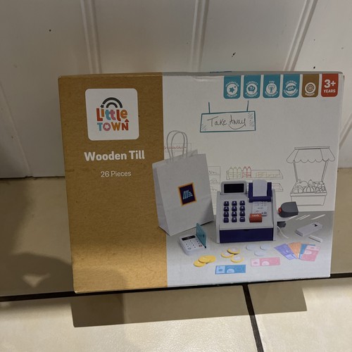 Wooden till aldi - aldi, town